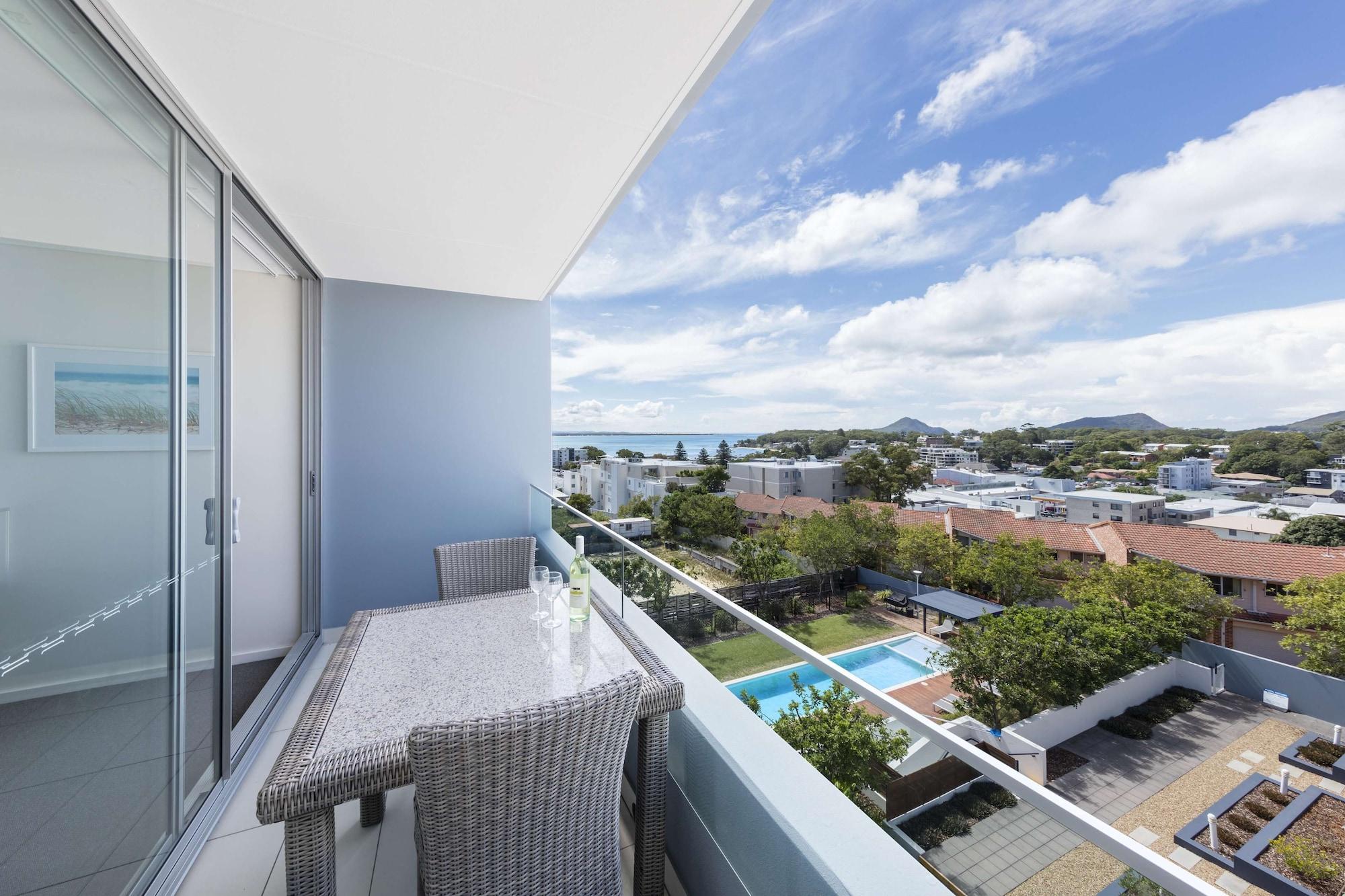 Oaks Nelson Bay Lure Suites Bagian luar foto