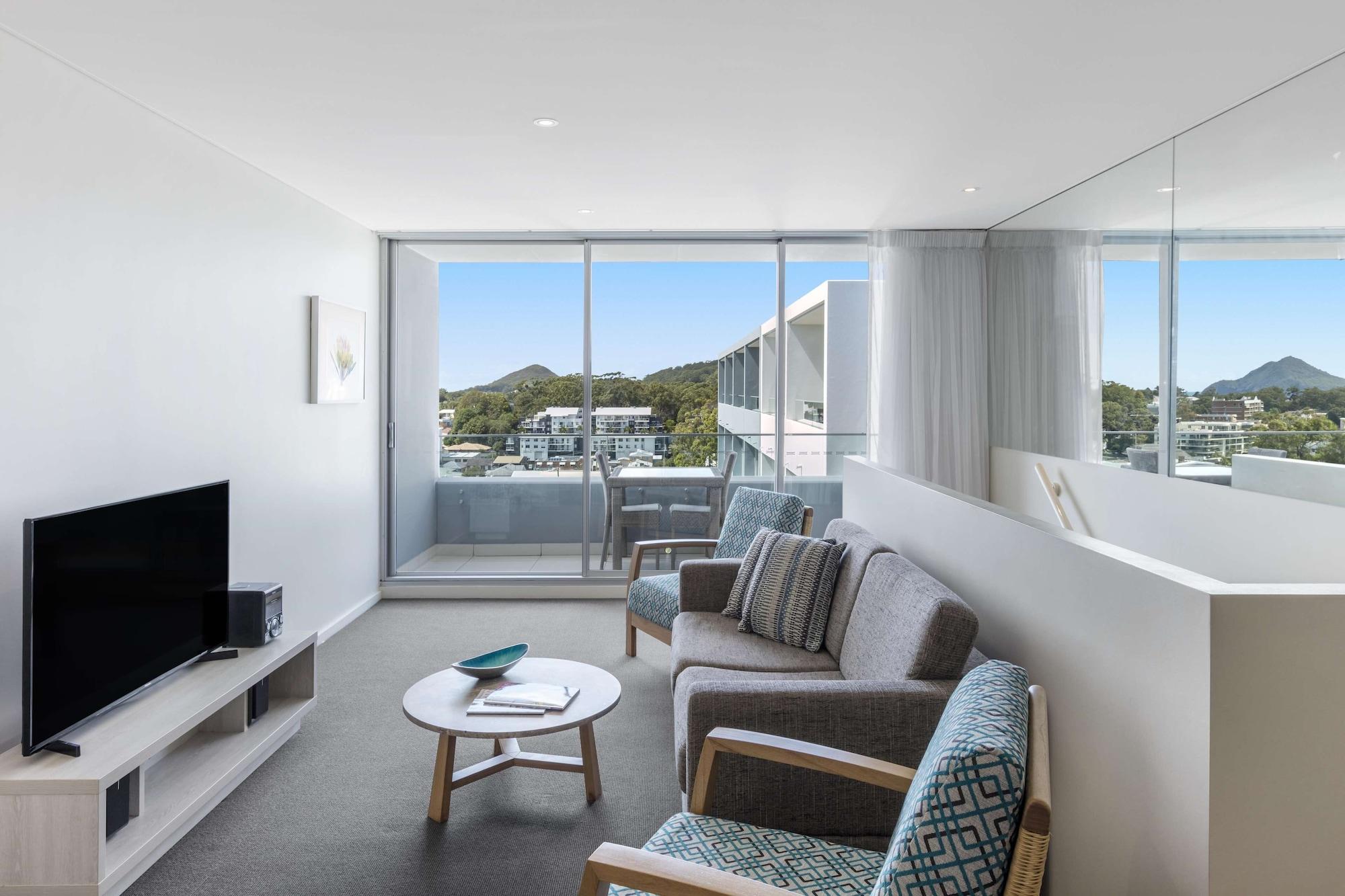 Oaks Nelson Bay Lure Suites Bagian luar foto