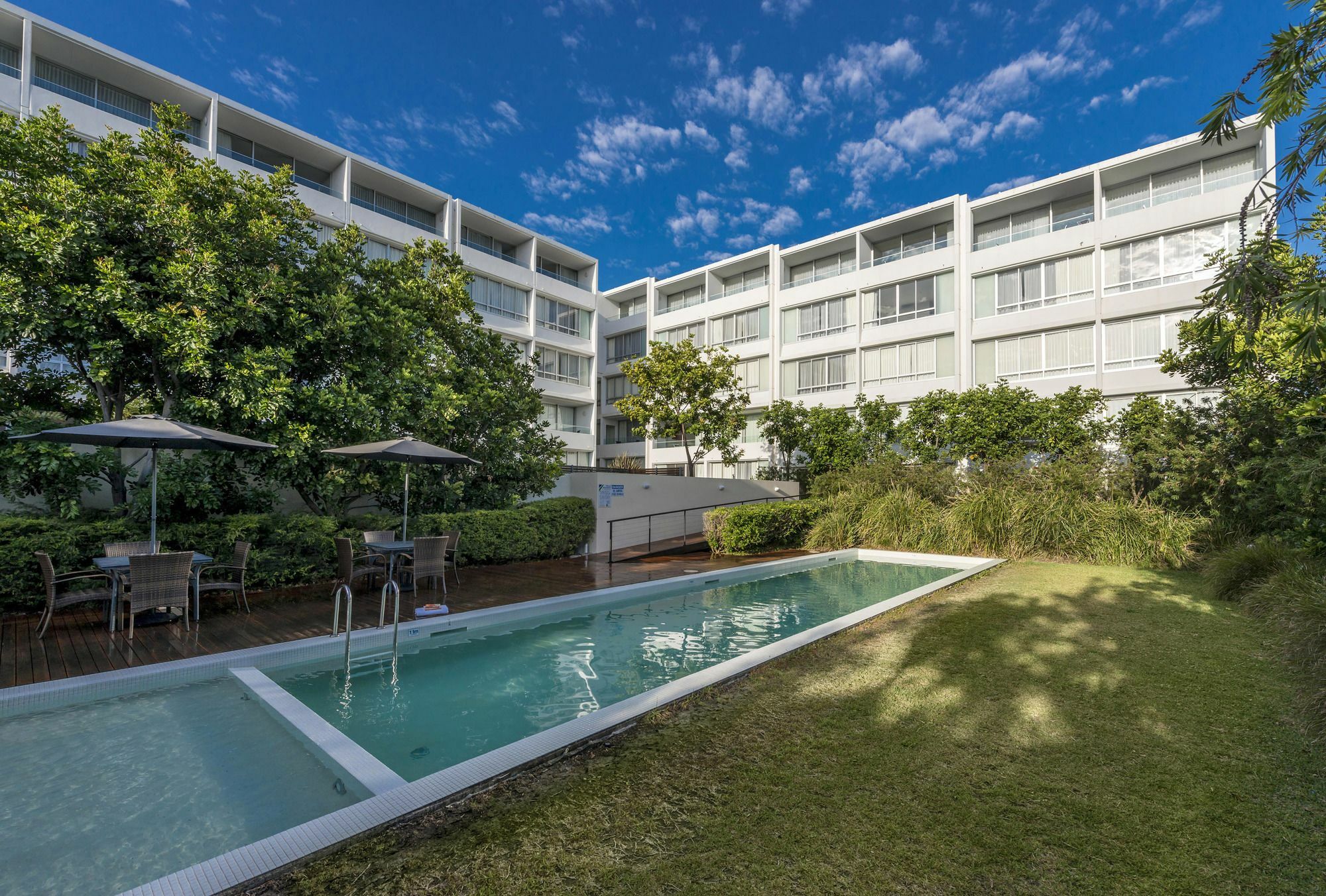 Oaks Nelson Bay Lure Suites Bagian luar foto